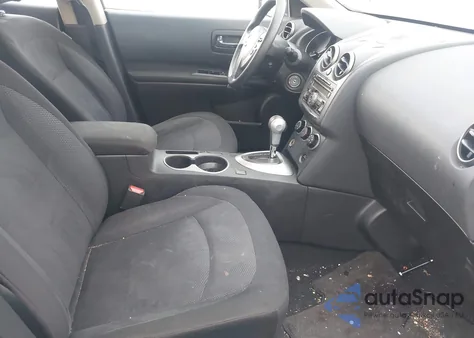 2013 Nissan Rogue S z USA, uszkodzony, nr VIN JN8AS5MV9DW647988